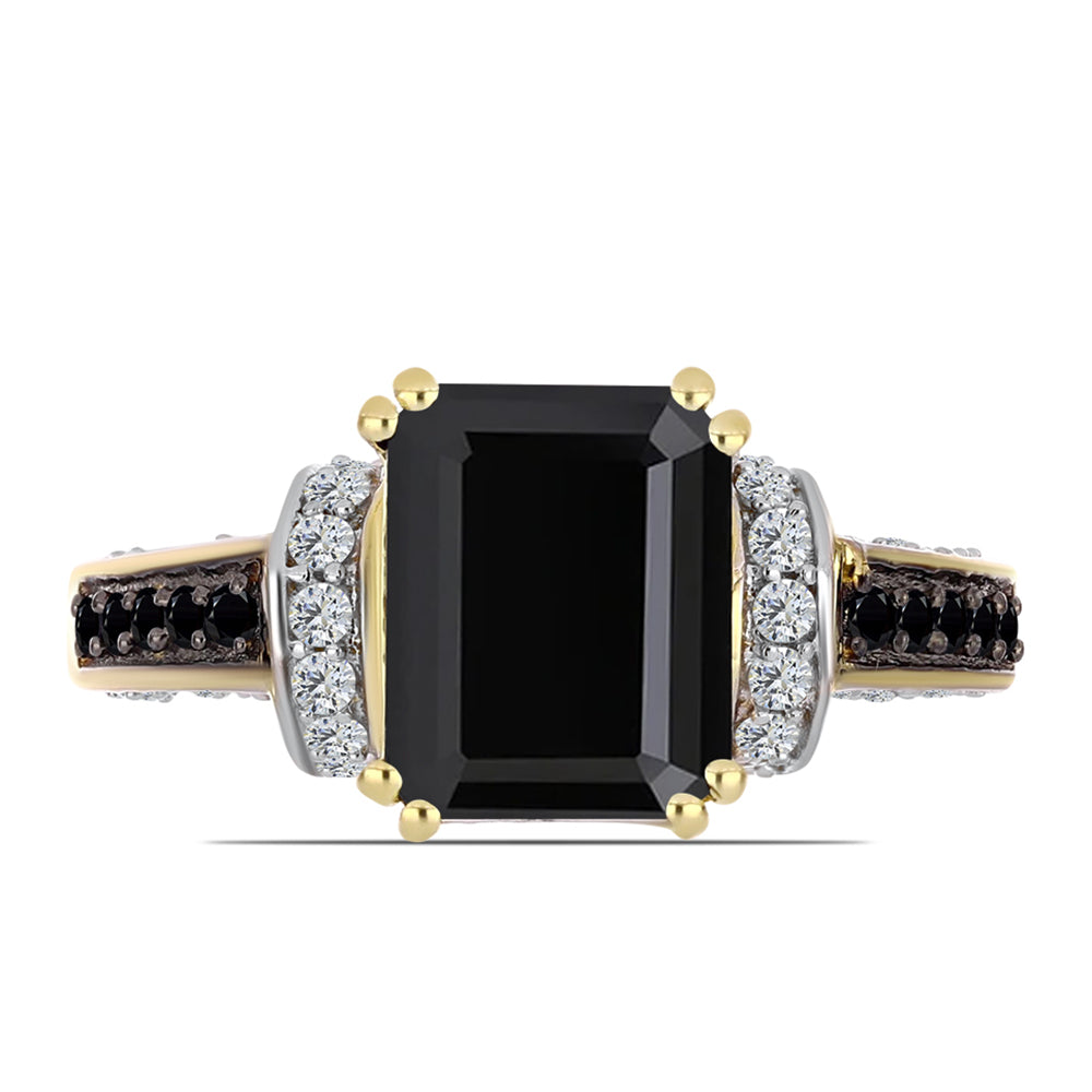 Inel din Argint 925 Placat cu Aur ( 4.09 grame ) cu Onix Negru 4.6 Carate