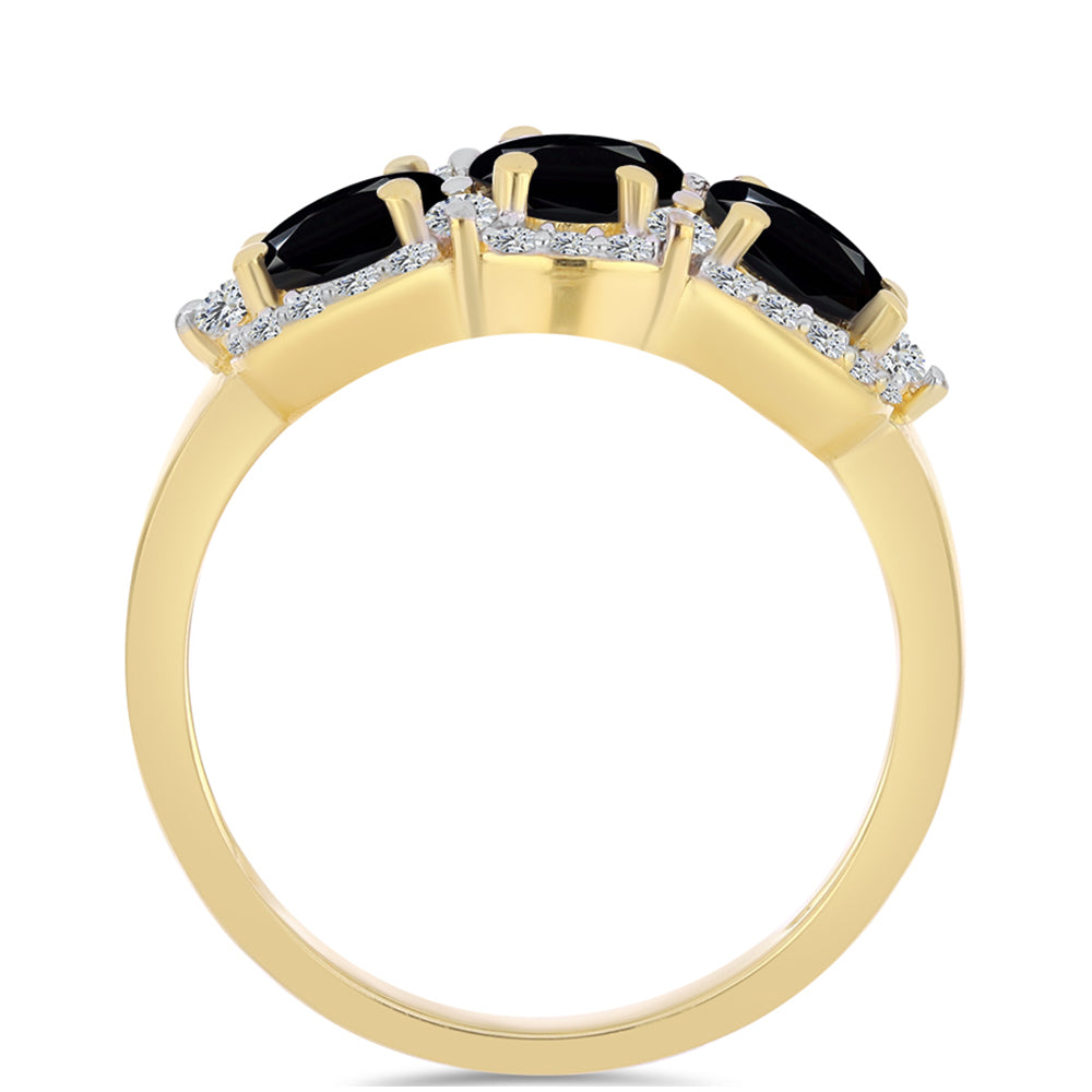 Inel din Argint 925 Placat cu Aur ( 2.72 grame ) cu Onix Negru și Topaz Alb 2.11 Carate