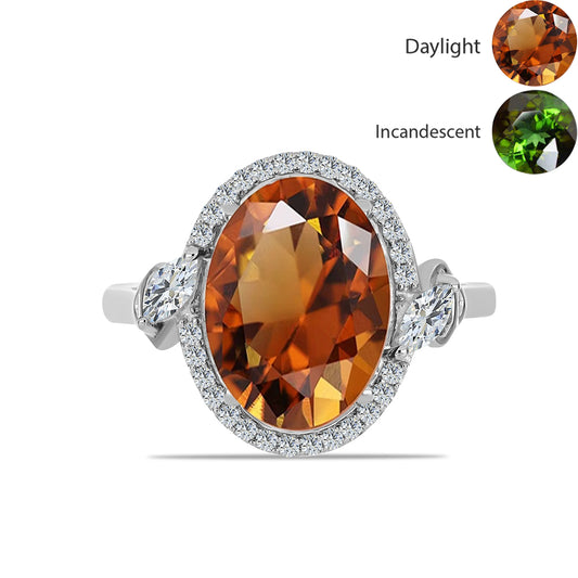 Inel din Argint 925 ( 3.39 grame ) cu Zultanit Anatolian Certificat cultivat în laborator și Topaz Alb 7.23 Carate