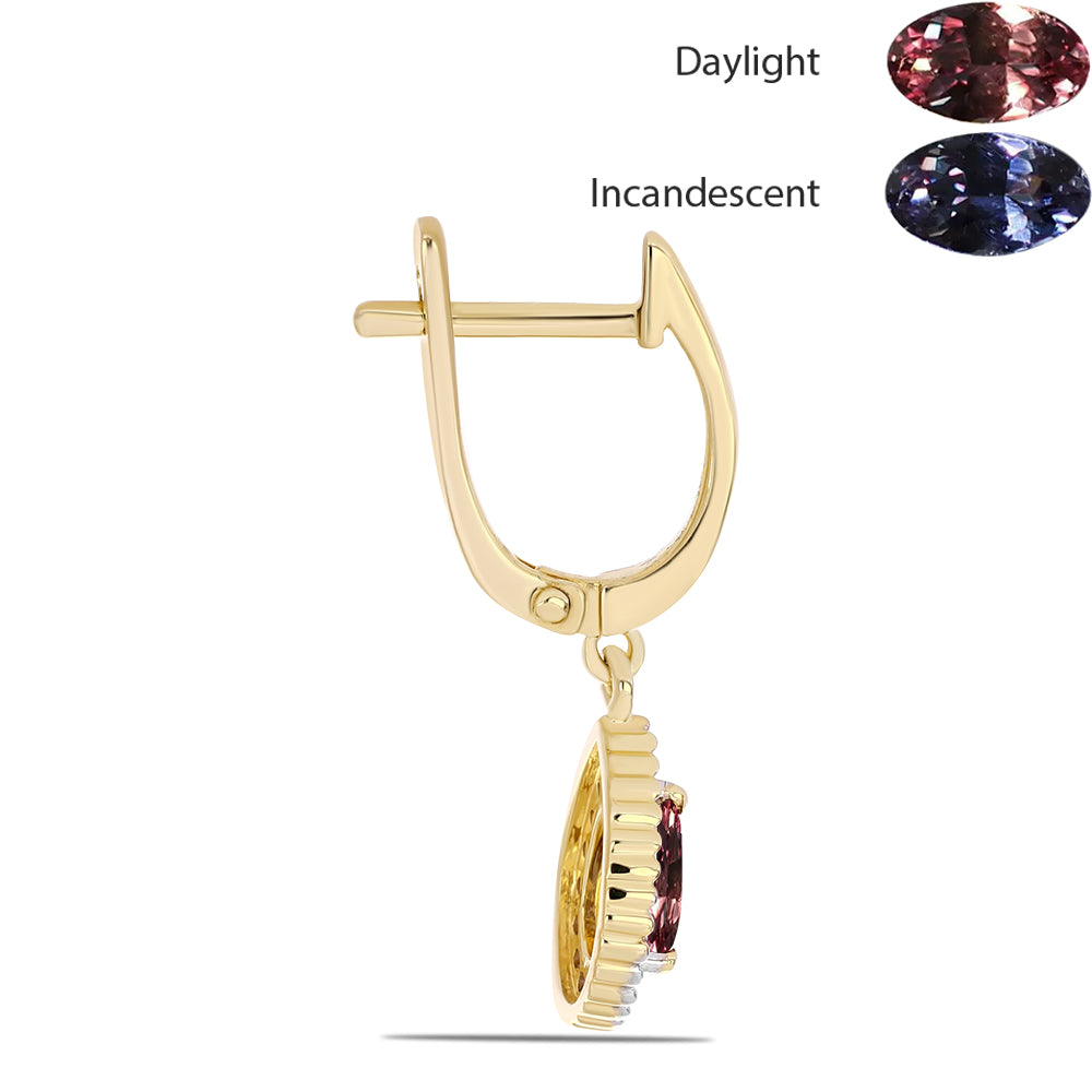 Cercei din Argint 925 Placat cu Aur ( 3.53 grame ) cu Granat Tsivory care își schimbă culoarea și Topaz Alb 1.33 Carate 2 