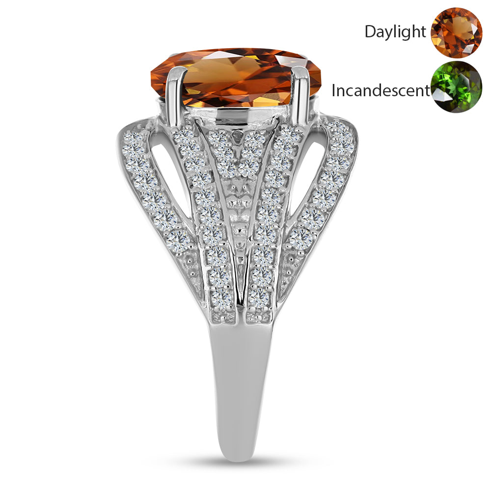 Inel din Argint 925 ( 4.73 grame ) cu Zultanit Anatolian Certificat cultivat în laborator și Topaz Alb 3.89 Carate 4 