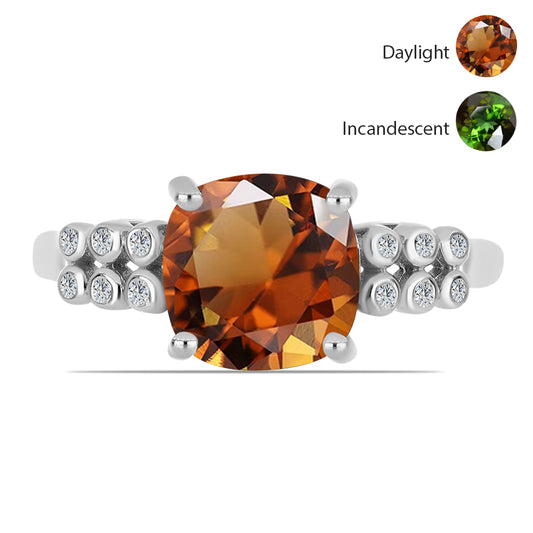 Inel din Argint 925 ( 2.72 grame ) cu Zultanit Anatolian Certificat cultivat în laborator și Topaz Alb 3.77 Carate