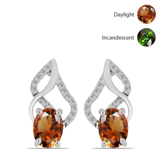 Cercei din Argint 925 ( 3.62 grame ) cu Zultanit Anatolian Certificat cultivat în laborator și Topaz Alb 3.24 Carate