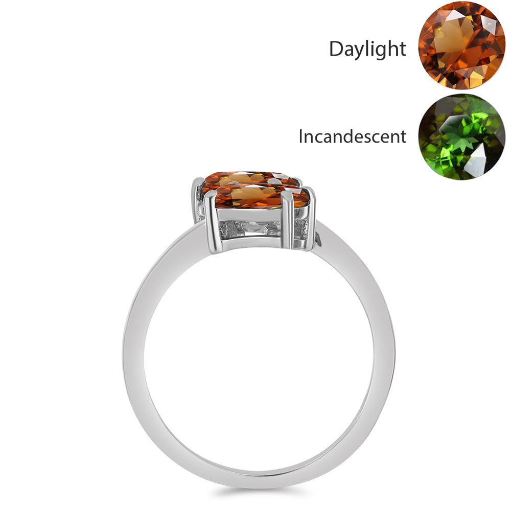 Inel din Argint 925 ( 2.77 grame ) cu Zultanit Anatolian Certificat cultivat în laborator și Topaz Alb 2.23 Carate 2 