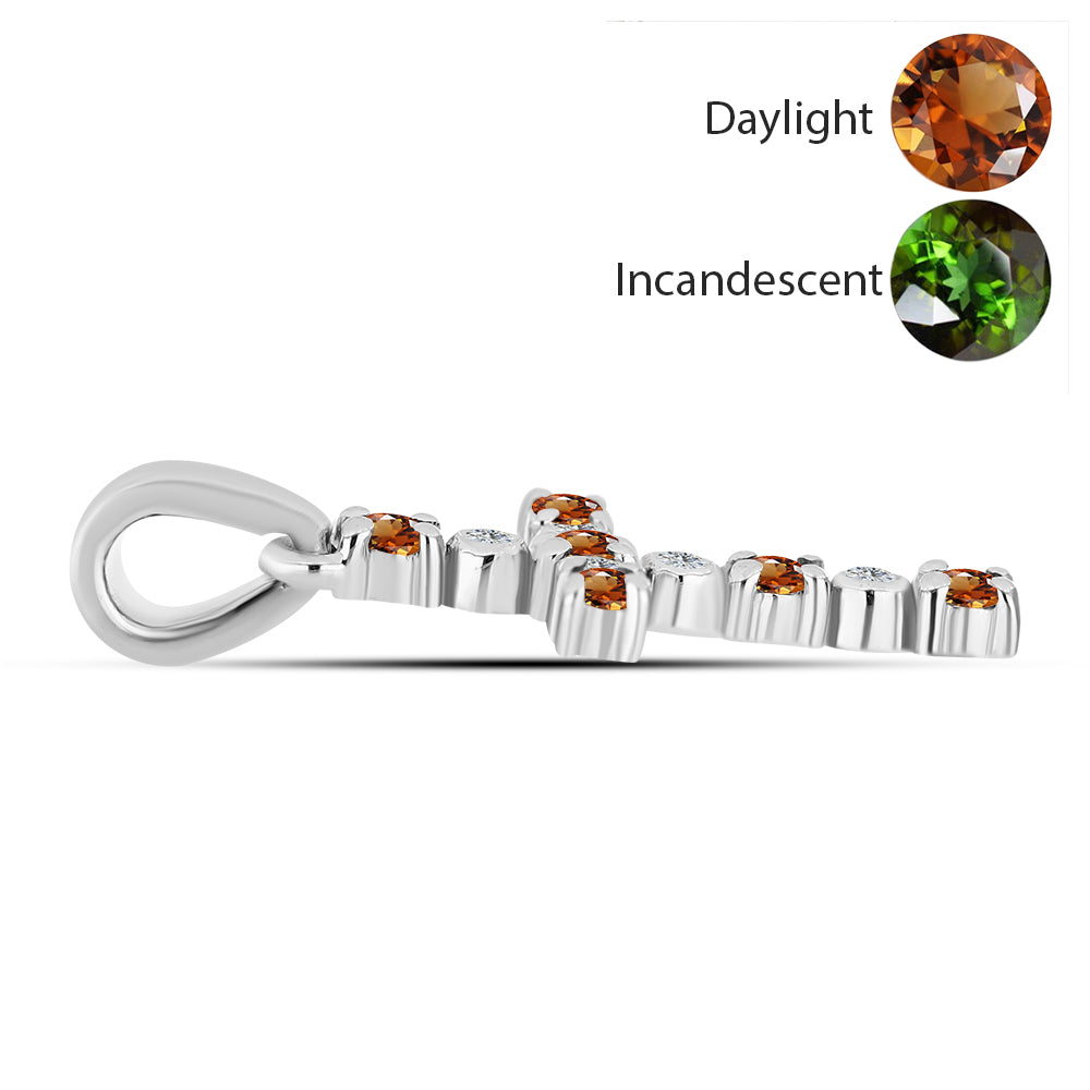 Cruce Pandantiv din Argint 925 ( 1.05 grame ) cu Zultanit Anatolian Certificat cultivat în laborator și Topaz Alb 0.3 Carate