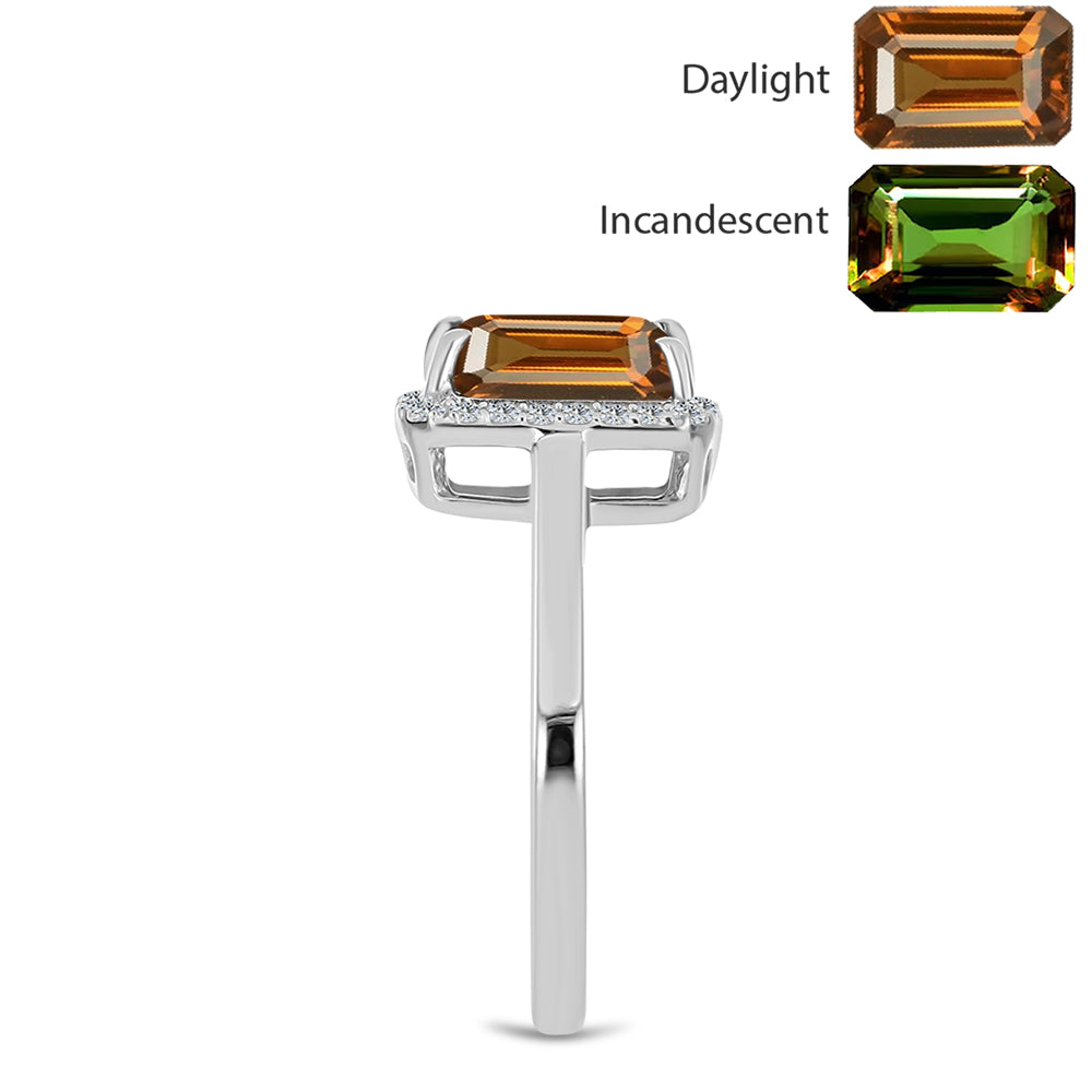 Inel din Argint 925 ( 2.19 grame ) cu Zultanit Anatolian Certificat cultivat în laborator și Topaz Alb 2.17 Carate 4 