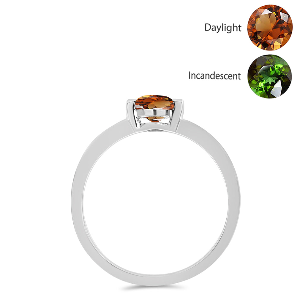 Inel din Argint 925 ( 2.25 grame ) cu Zultanit Anatolian Certificat cultivat în laborator 0.9 Carate 2 