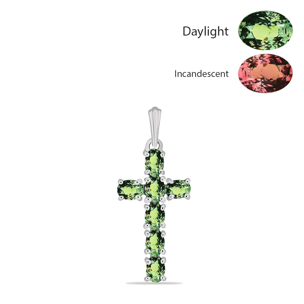 Cruce Pandantiv din Argint 925 ( 1.35 grame ) cu Alexandrit Natural 1.3 Carate 1 