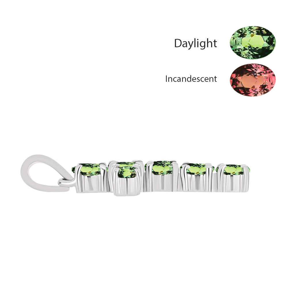 Cruce Pandantiv din Argint 925 ( 1.35 grame ) cu Alexandrit Natural 1.3 Carate 2 