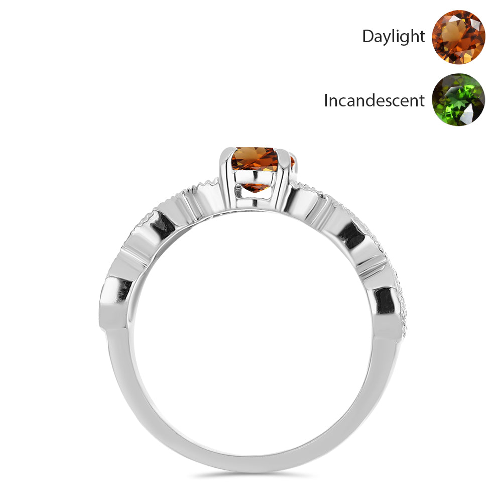 Inel din Argint 925 ( 2.86 grame ) cu Zultanit Anatolian Certificat cultivat în laborator și Topaz Alb 1.02 Carate 3 