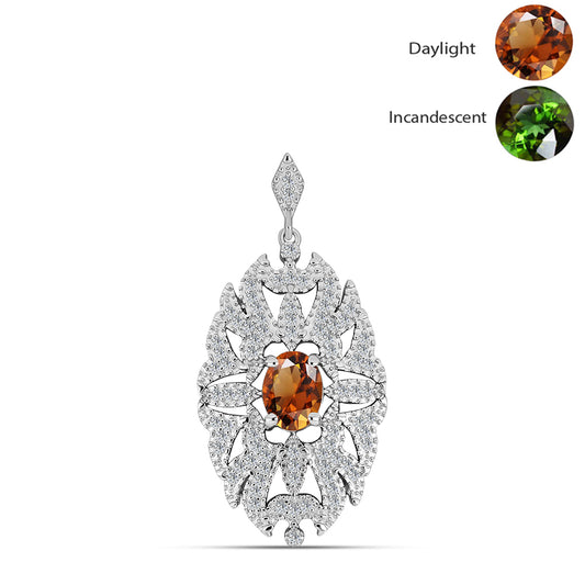 Pandantiv din Argint 925 ( 3.25 grame ) cu Zultanit Anatolian Certificat cultivat în laborator și Topaz Alb 1.96 Carate