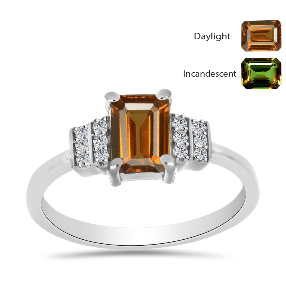 Inel din Argint 925 ( 1.92 grame ) cu Zultanit Anatolian Certificat cultivat în laborator și Topaz Alb 1.18 Carate 3 