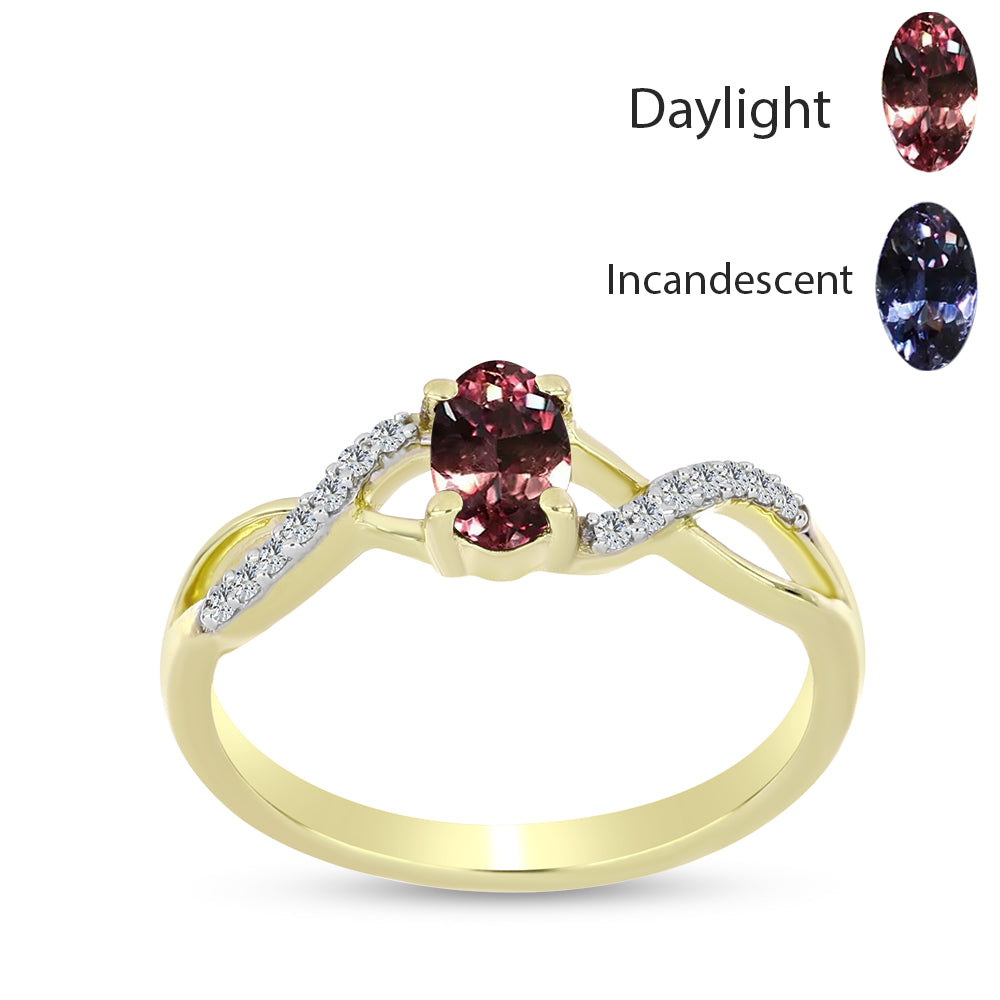 Inel din Argint 925 Placat cu Aur ( 1.89 grame ) cu Granat Bekily care își schimbă culoarea și Topaz Alb 0.66 Carate 3 