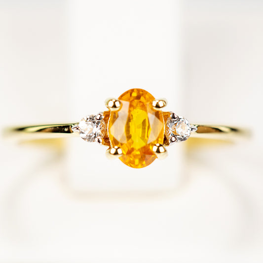 Inel din Argint 925 Placat cu Aur ( 1.35 grame ) cu Safir Rosebery Galben și Topaz Alb 0.68 Carate