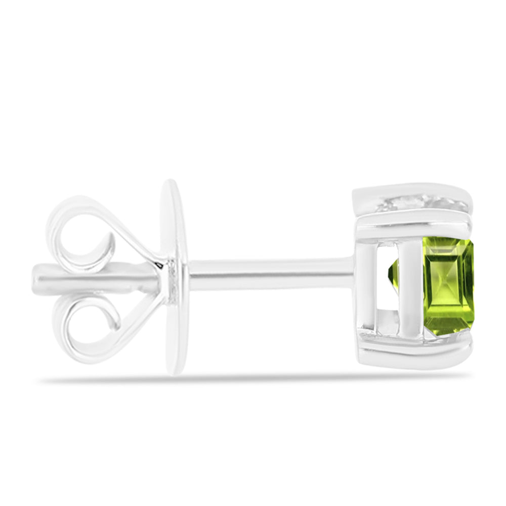 Cercei din Argint 925 ( 1.23 grame ) cu Peridot Changbai 0.81 Carate 2 