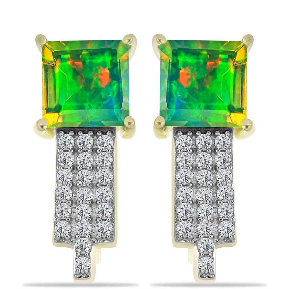 Cercei din Argint 925 Placat cu Aur ( 3.49 grame ) cu Opal Verde Etiopian Lega Dembi și Topaz Alb 1.59 Carate