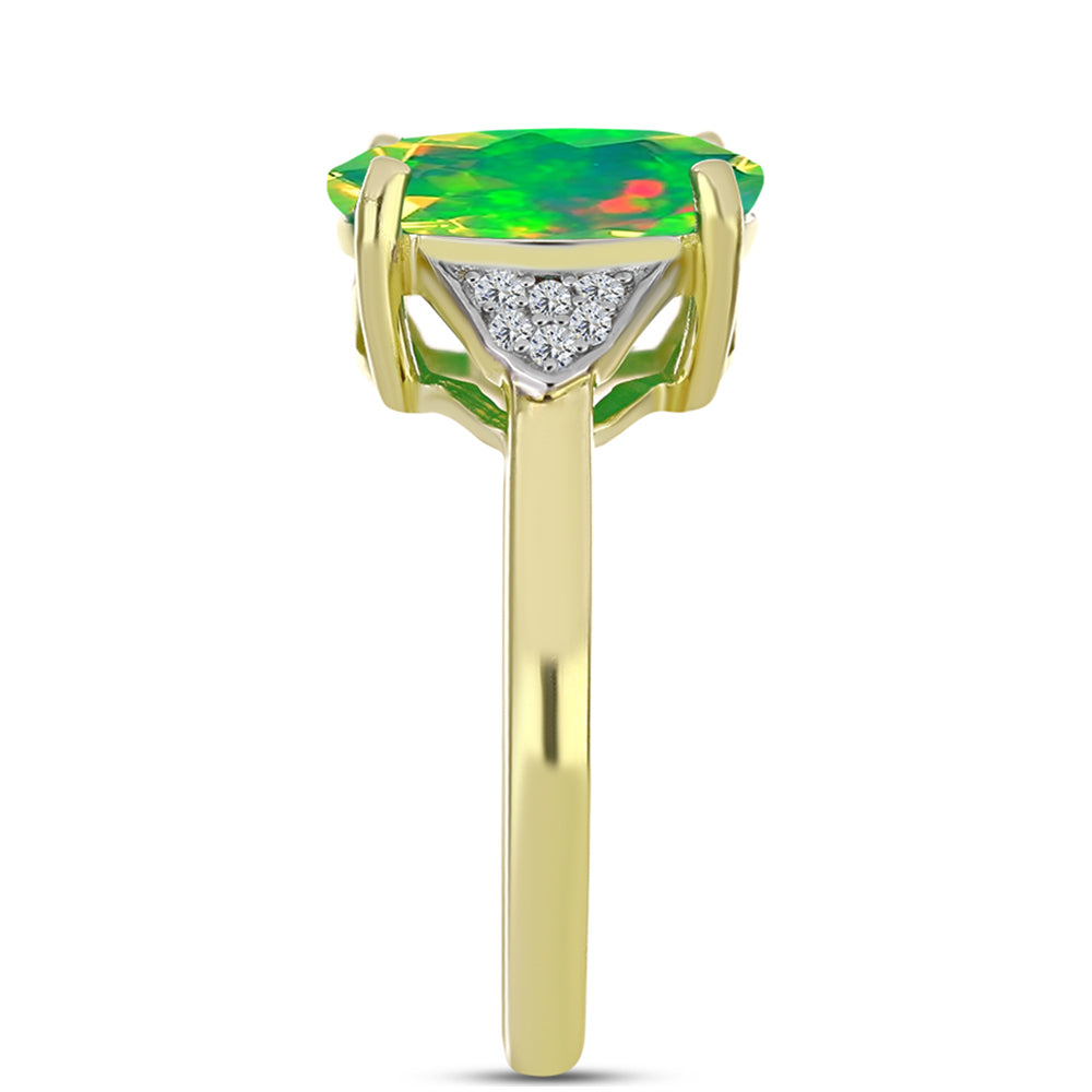 Inel din Argint 925 Placat cu Aur ( 3.08 grame ) cu Opal Verde Etiopian Lega Dembi și Topaz Alb 2.59 Carate