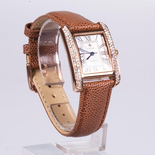 Ceas din Oțel Inoxidabil ,Curea din Piele Maro, Cadran Alb și Zirconiu - Bijuterii TV