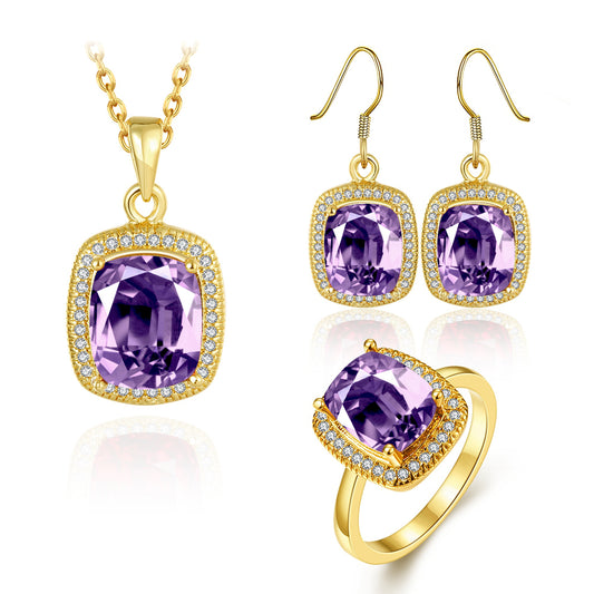 Set din Aliaj Placat cu Aur cu Cristal Violet Emporia® ( Colier+Cercei+Inel )
