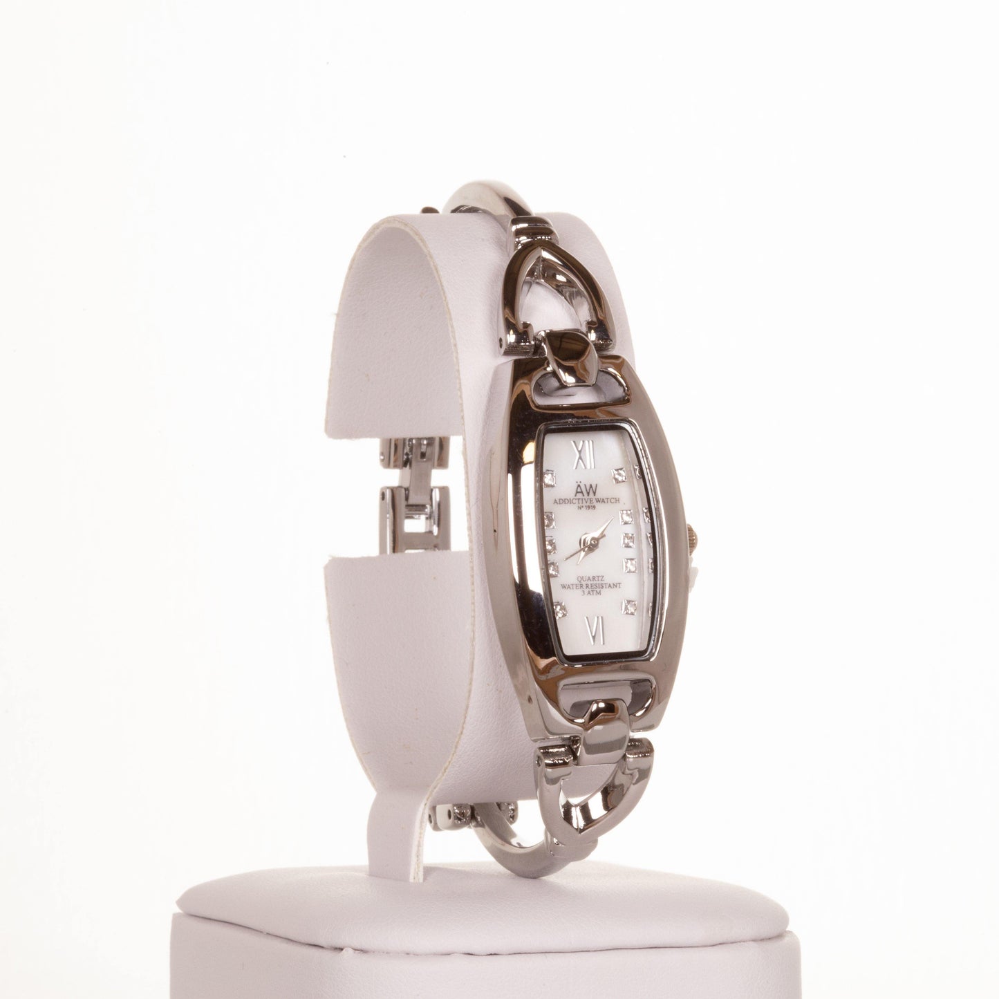 Ceas din Aliaj de Culoare Argintie AW, de damă, curea subțire cu triunghi și cristale de cuarț - Bijuterii TV