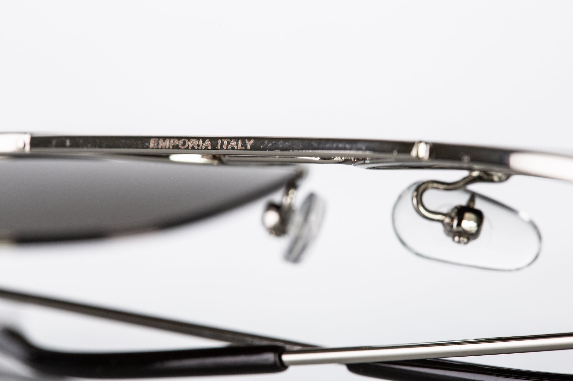 Emporia Italy - Ochelari de Soare polarizați, seria Aviator "LAGUNA", cu husă și lavetă de curățare, lentile albastre-violet, ramă argintie. 8 